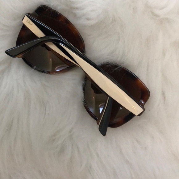 Christian Dior Sunglasses w Case - Picture 11 of 11